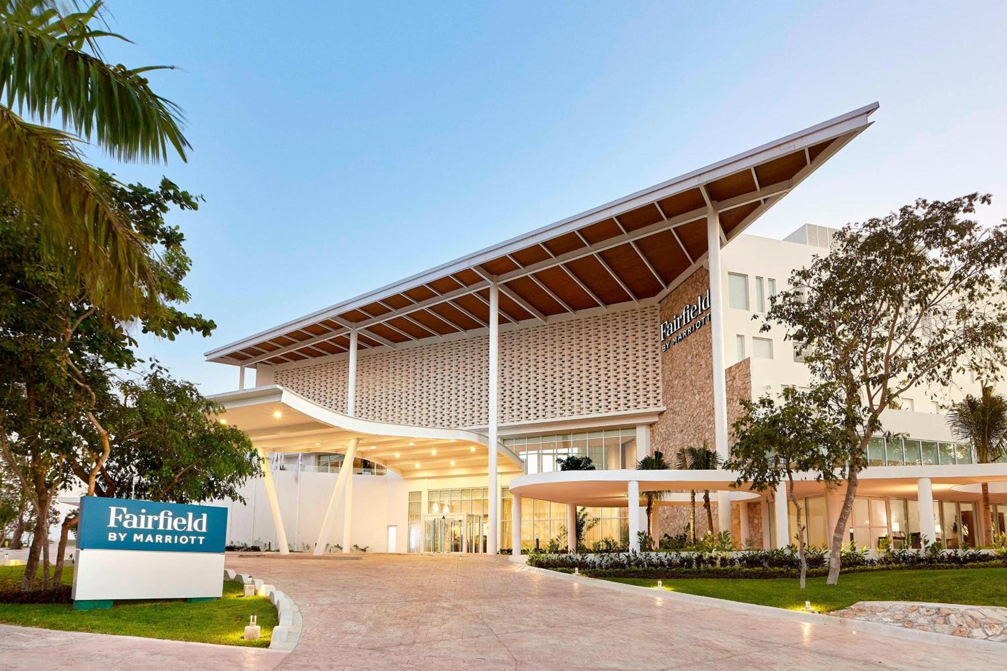 Fairfield Inn & Suites By Marriott Cancun Airport Alfredo V. Bonfil Exteriér fotografie